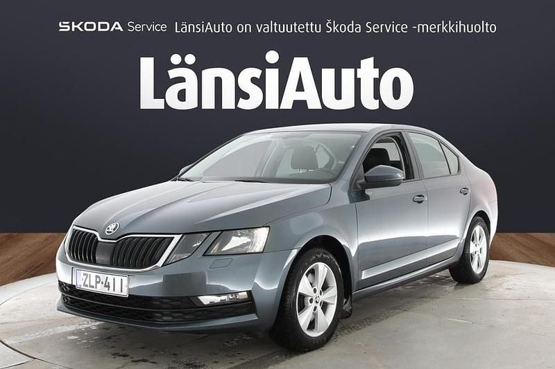 Käytetty Skoda Octavia Ambition 184 HP (135 kW) 2017 Viistoperä