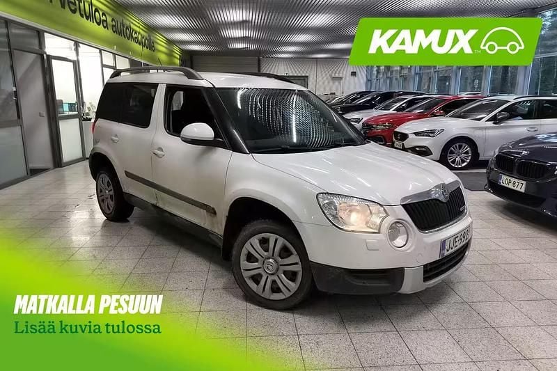 Valkoinen Käytetty 2013 Skoda Yeti GreenLine Katumaasturi | 3 990 € - Kuva 1/4