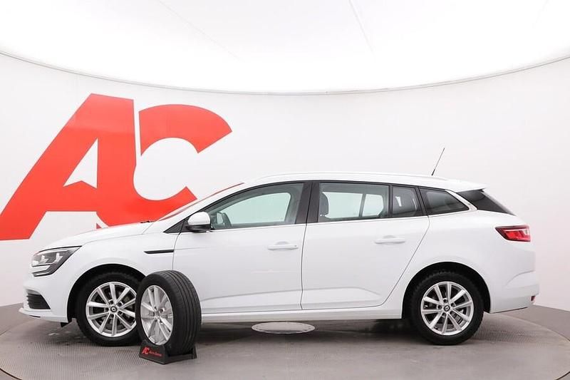 Käytetty Renault Mégane GrandTour Zen 140 HP (102 kW) 2019 Farmari