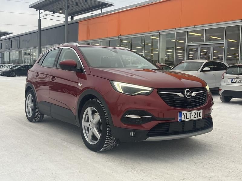 Käytetty Opel Grandland X Executive 301 HP (221 kW) 2020 Katumaasturi