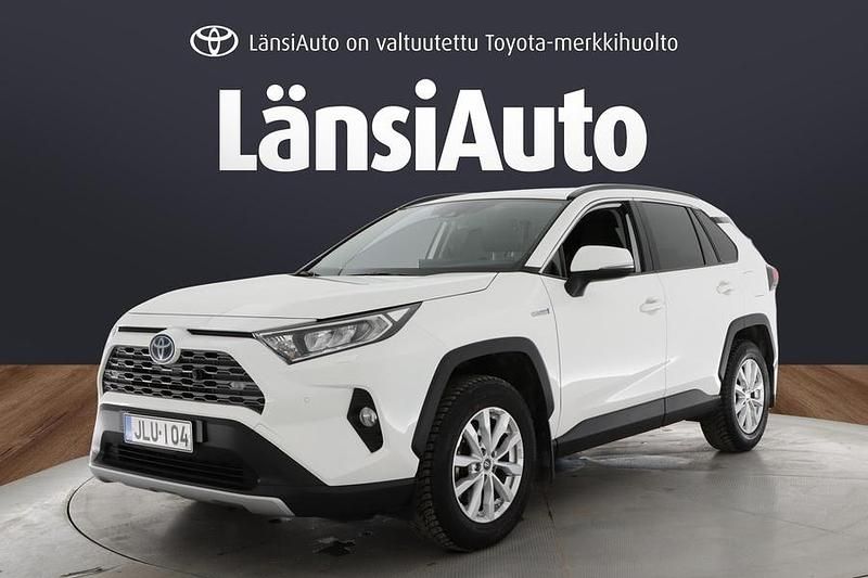 Käytetty Toyota RAV4 Hybrid Active 178 HP (130 kW) 2020 Katumaasturi