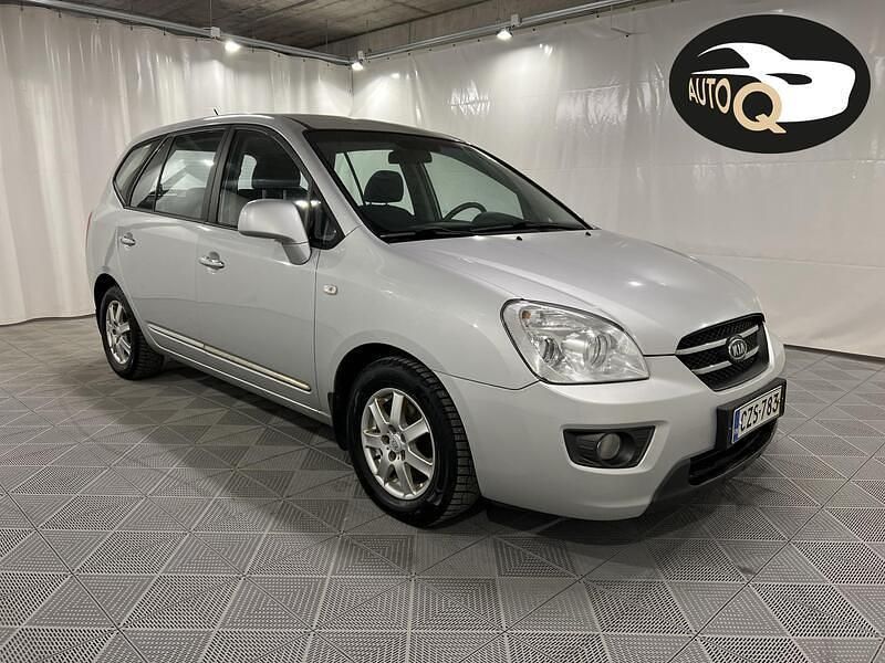 Käytetty 2008 Kia Carens Tila-auto | 4 490 € - Kuva 1/4