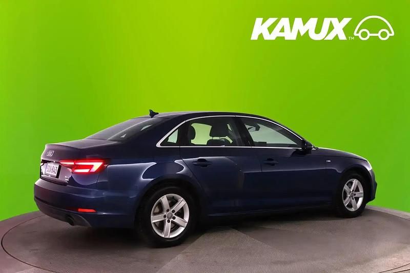 Käytetty Audi A4 Business 190 HP (139 kW) 2018 Sininen Sedan