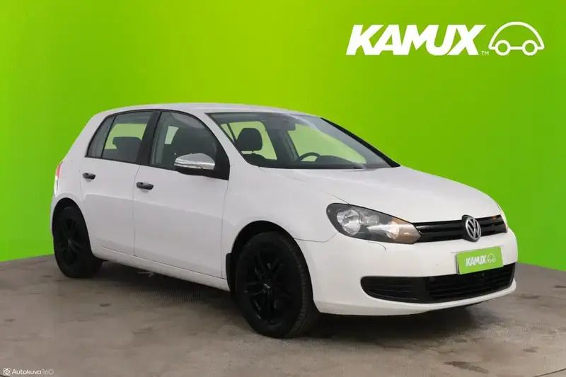 Valkoinen Käytetty 2011 VW Golf VI Trendline Sedan | 5 580 € (Hyvä tarjous) - Kuva 1/4