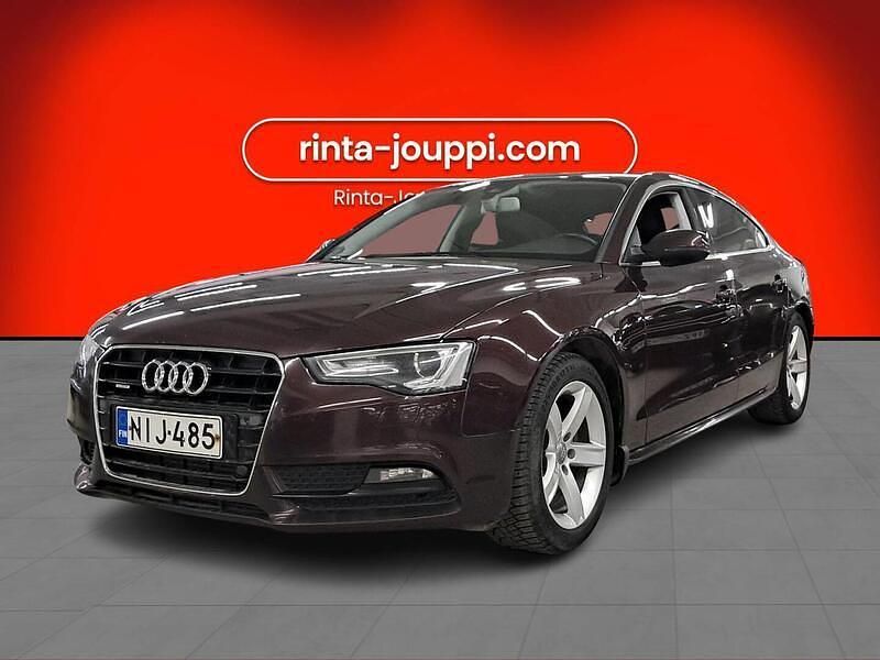 Punainen Käytetty 2011 Audi A5 Sportback Business Viistoperä | 9 990 € - Kuva 1/4