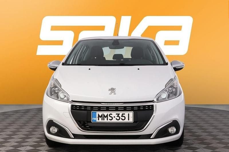 Käytetty Peugeot 208 Allure 82 HP (60 kW) 2017 Viistoperä