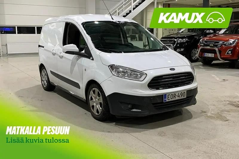 Valkoinen Käytetty 2017 Ford Transit Trend Van | 9 500 € (Supertarjous) - Kuva 1/4