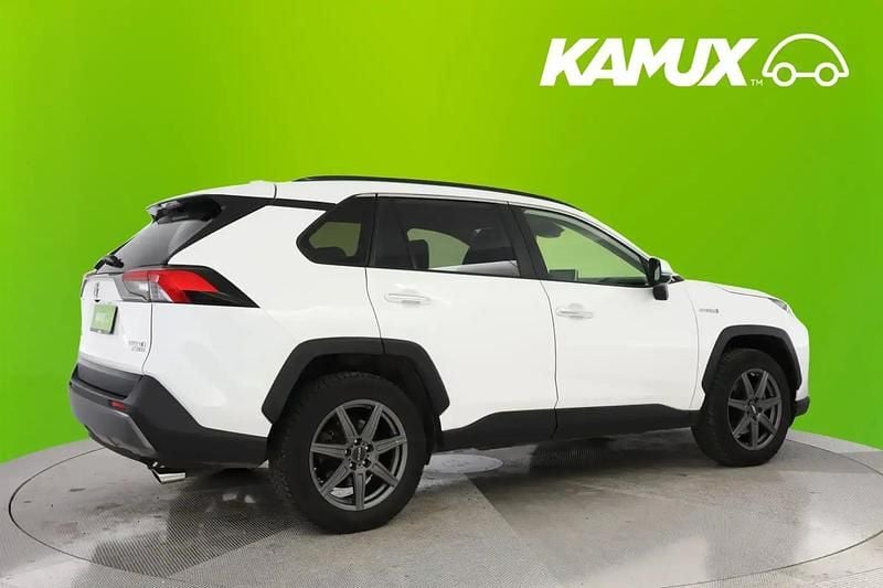 Käytetty Toyota RAV4 Hybrid Executive 222 HP (163 kW) 2020 Valkoinen Katumaasturi