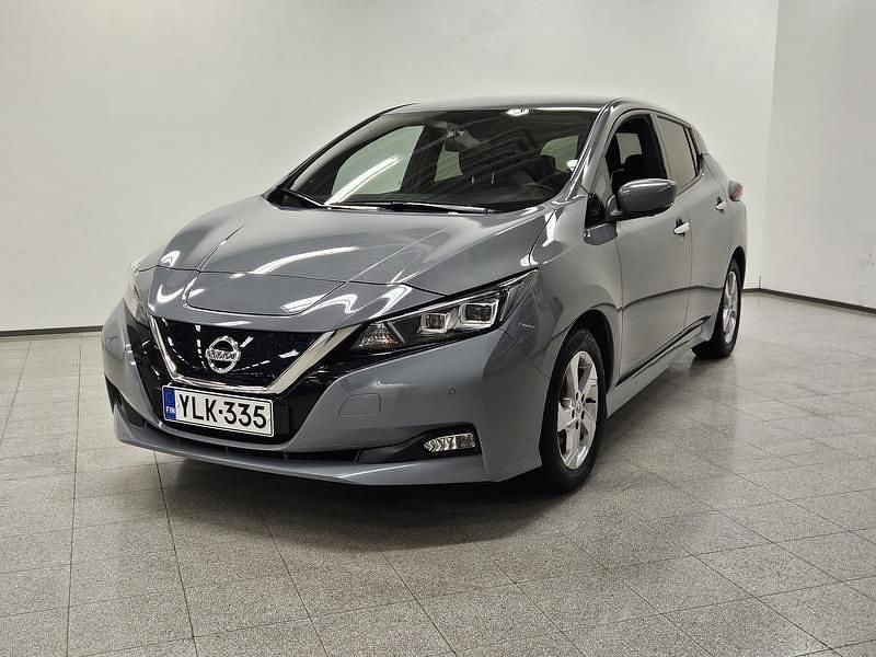 Käytetty 2021 Nissan Leaf N-Connecta Viistoperä | 14 900 € (Perustarjous) - Kuva 1/4