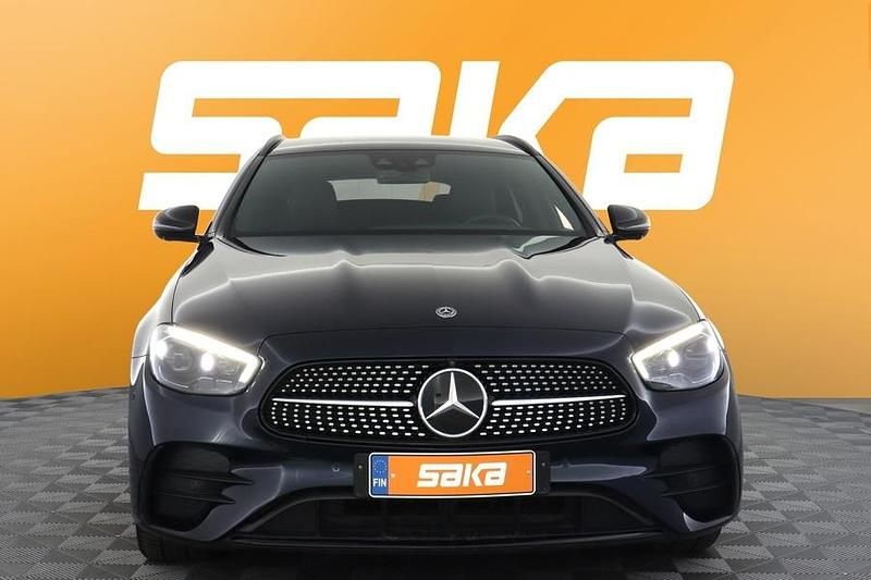 Käytetty Mercedes E300 Business 306 HP (225 kW) 2021 Farmari