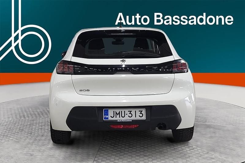 Käytetty Peugeot 208 Style 101 HP (74 kW) 2022 Viistoperä