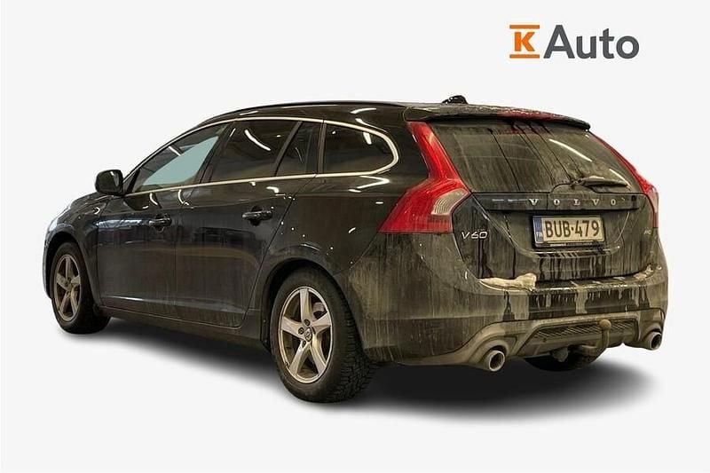 Käytetty Volvo V60 R-Design 190 HP (139 kW) 2017 Farmari