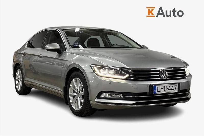 Käytetty 2015 VW Passat Highline Sedan | 16 980 € (Perustarjous) - Kuva 1/4