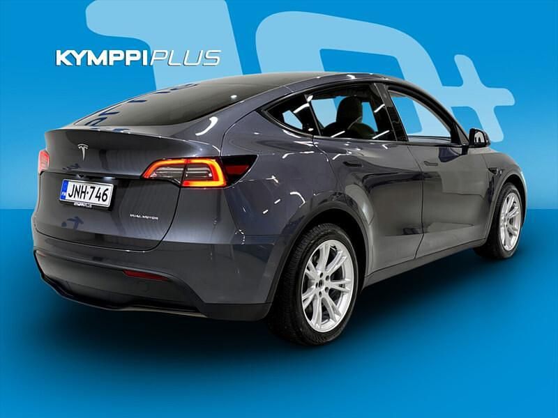 Käytetty Tesla Model Y 258 kW (351 HP) 2022 Katumaasturi