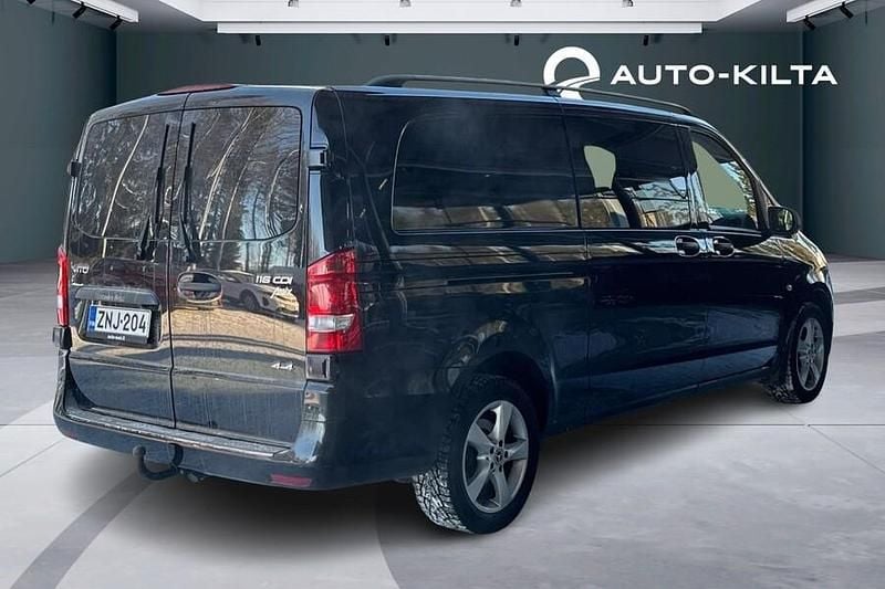 Käytetty Mercedes Vito Edition 163 HP (119 kW) 2022 Musta Van