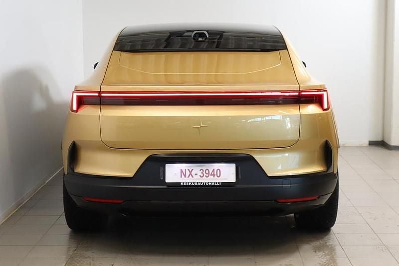 Käytetty Polestar 4 Performance 400 kW (544 HP) 2025 Katumaasturi