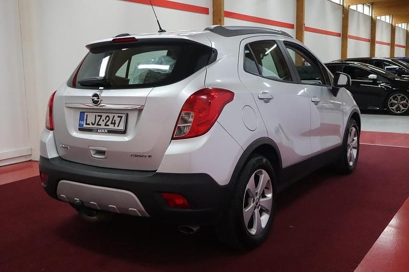 Käytetty Opel Mokka drive 140 HP (102 kW) 2015 Katumaasturi