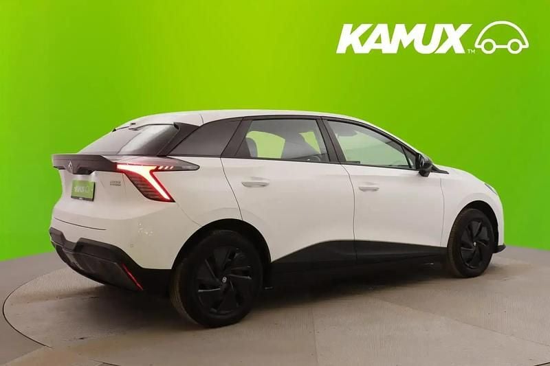 Käytetty MG MG4 EV 125 kW (170 HP) 2023 Valkoinen Viistoperä