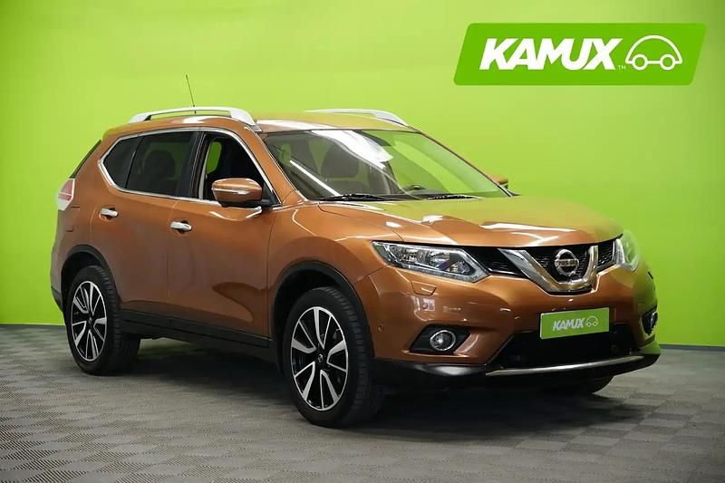 Oranssi Käytetty 2016 Nissan X-Trail 360º Katumaasturi | 12 690 € (Perustarjous) - Kuva 1/4