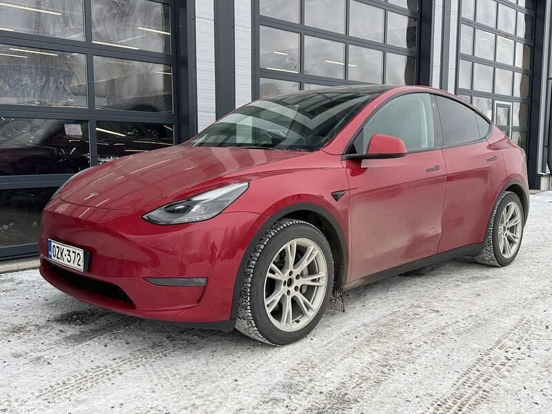 Käytetty Tesla Model Y Long Range AWD 378 kW (514 HP) 2021 Katumaasturi