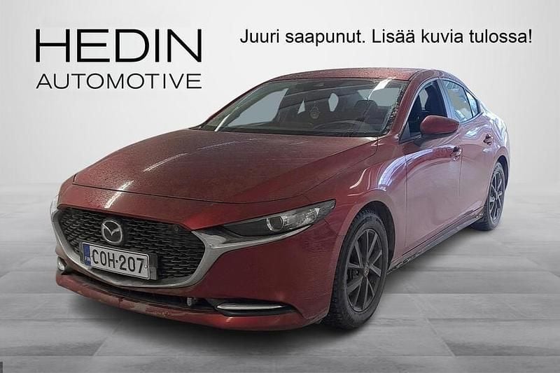 Käytetty Mazda 3 Vision 180 HP (132 kW) 2020 Punainen Sedan