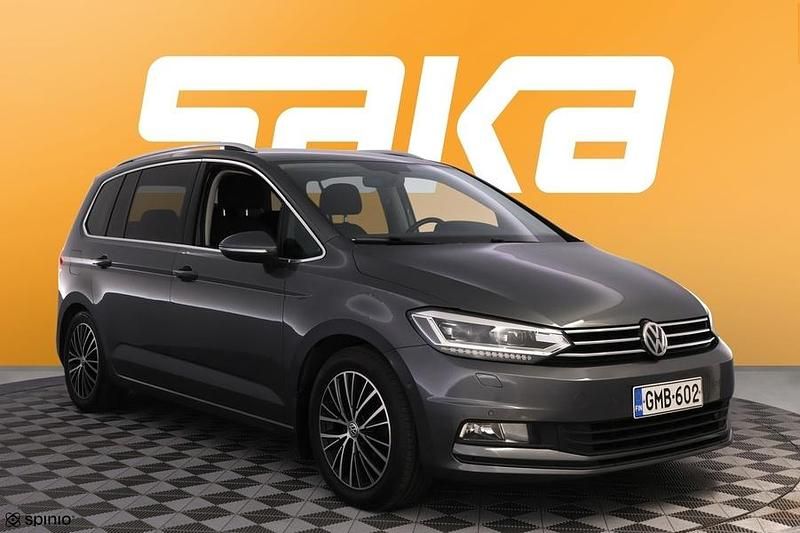 Käytetty 2016 VW Touran Highline Tila-auto | 17 400 € (Perustarjous) - Kuva 1/3
