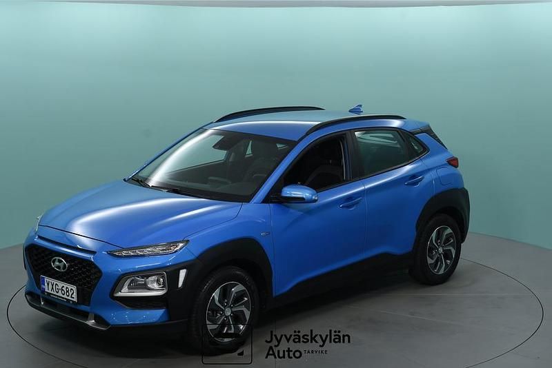 Käytetty Hyundai Kona Comfort 105 HP (77 kW) 2020 Sininen Katumaasturi