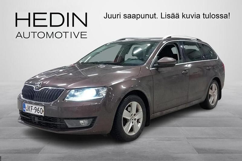 Ruskea Käytetty 2017 Skoda Octavia Style Farmari | 13 890 € (Hyvä tarjous) - Kuva 1/4