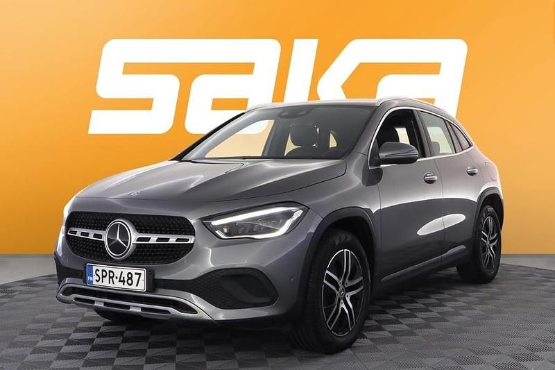Käytetty Mercedes GLA200 Business 150 HP (110 kW) 2021 Katumaasturi