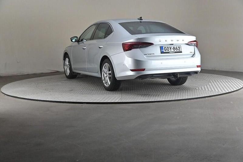 Käytetty Skoda Octavia Style 150 HP (110 kW) 2021 Sedan