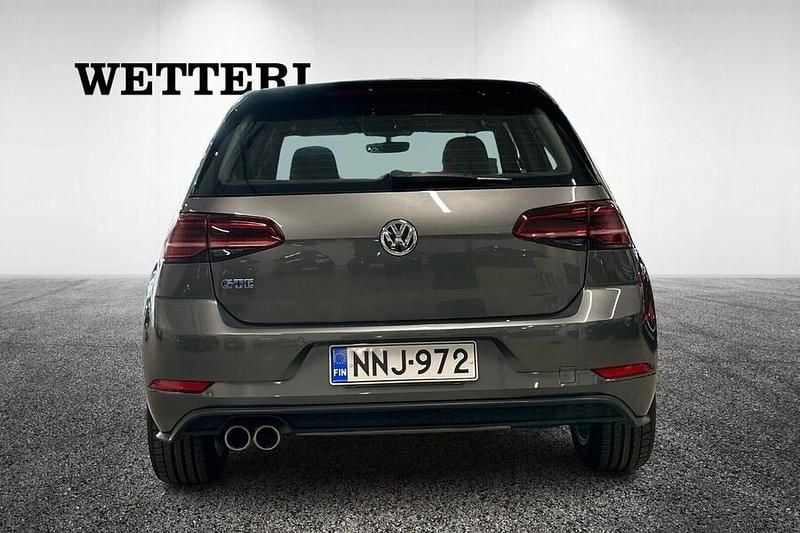 Käytetty VW Golf VII GTE 204 HP (150 kW) 2020 Viistoperä