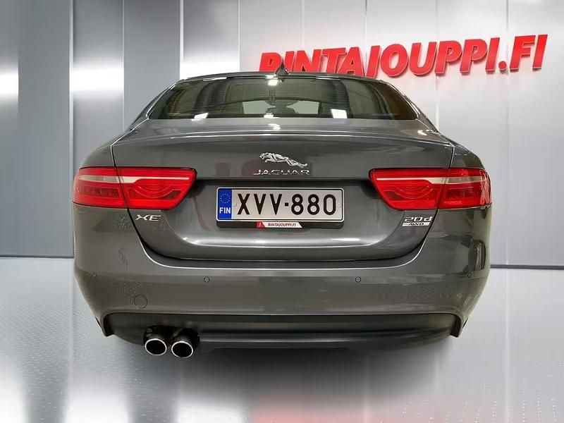Käytetty Jaguar XE Business Edition 180 HP (132 kW) 2019 Sedan