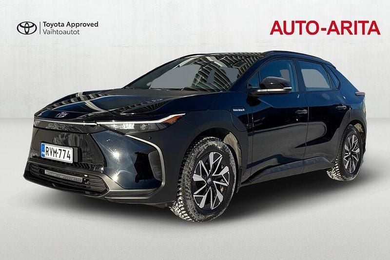 Käytetty Toyota bZ4X Active 160 kW (218 HP) 2024 Musta Katumaasturi