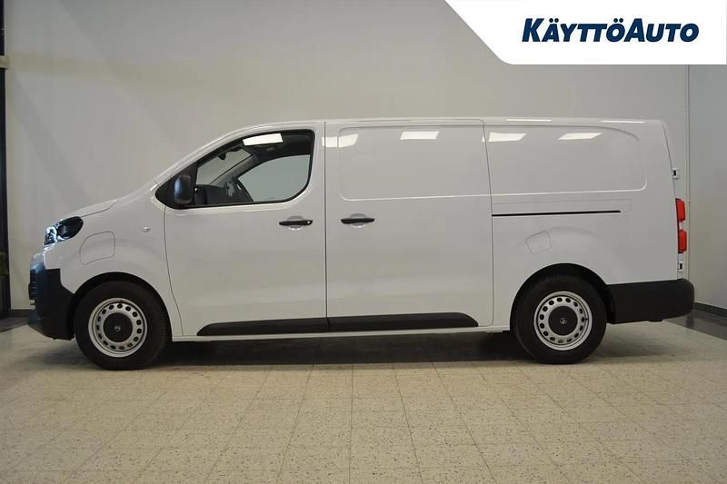 Käytetty Citroën e-Jumpy 100 kW (136 HP) 2024 Ice white Tila-auto