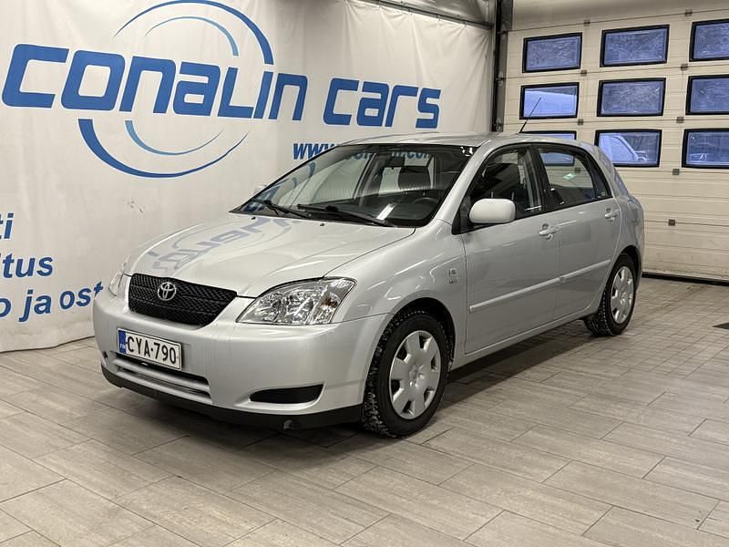 Käytetty Toyota Corolla 110 HP (80 kW) 2004 Viistoperä