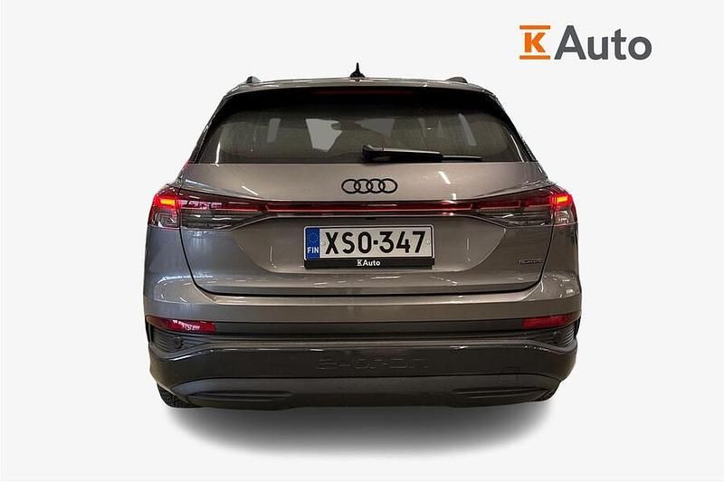 Käytetty Audi Q4 e-tron Premium 210 kW (286 HP) 2024 Harmaa Katumaasturi