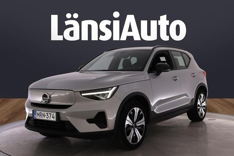 Käytetty 2023 Volvo XC40 Katumaasturi | 29 440 € (Perustarjous) - Kuva 1/2