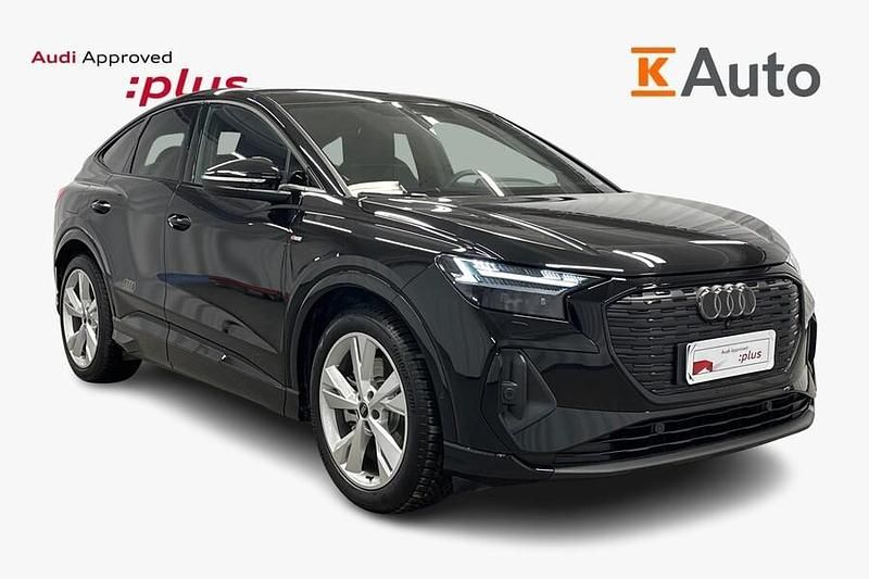 Musta Käytetty 2025 Audi Q4 Sportback e-tron S-Line Katumaasturi | 59 900 € (Hieman kallis) - Kuva 1/3
