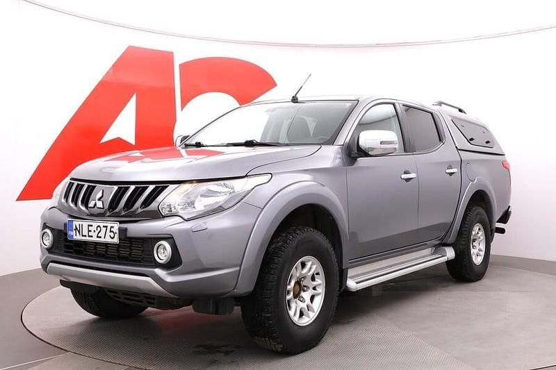 Käytetty Mitsubishi L200 181 HP (133 kW) 2018 Harmaa Nouto