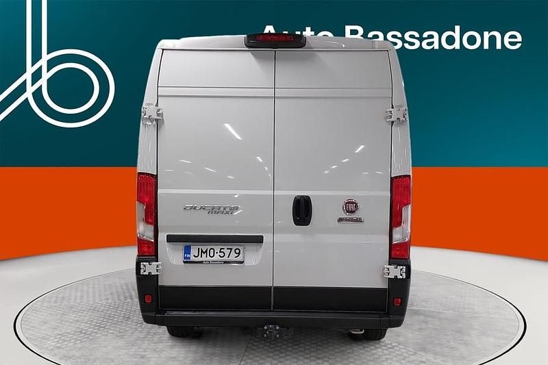 Käytetty Fiat Ducato 140 HP (102 kW) 2023 Van