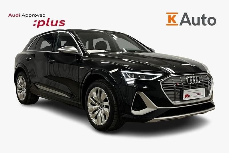 Musta Käytetty 2022 Audi e-tron Premium Katumaasturi | 43 490 € (Hyvä tarjous) - Kuva 1/3