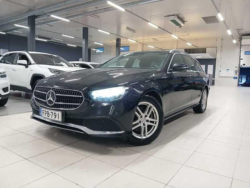Käytetty 2022 Mercedes E220 Edition Farmari | 37 470 € (Hyvä tarjous) - Kuva 1/1