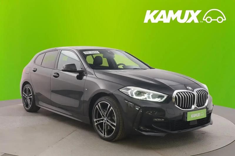 Musta Käytetty 2021 BMW 118 M Sport Viistoperä | 25 890 € (Kallis) - Kuva 1/4