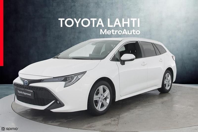 Käytetty Toyota Corolla Edition 122 HP (89 kW) 2023 Valkoinen Farmari