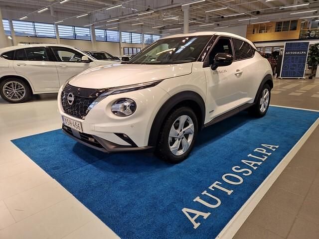 326g Käytetty 2023 Nissan Juke N-Connecta Katumaasturi | 24 900 € (Kallis) - Kuva 1/4