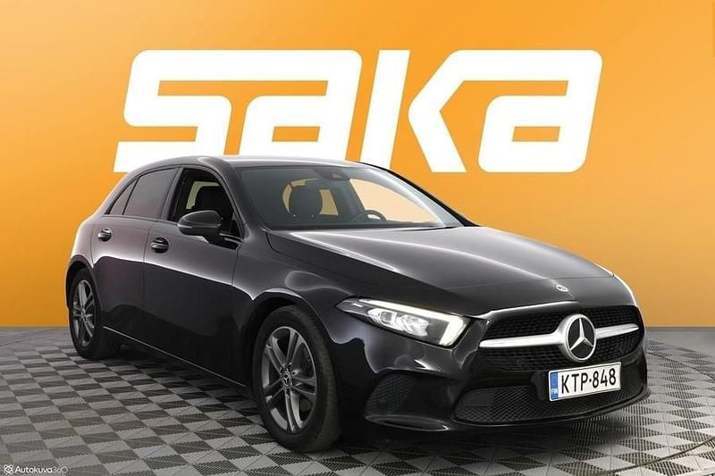 Käytetty 2018 Mercedes A180 Business Viistoperä | 15 490 € (Perustarjous) - Kuva 1/3