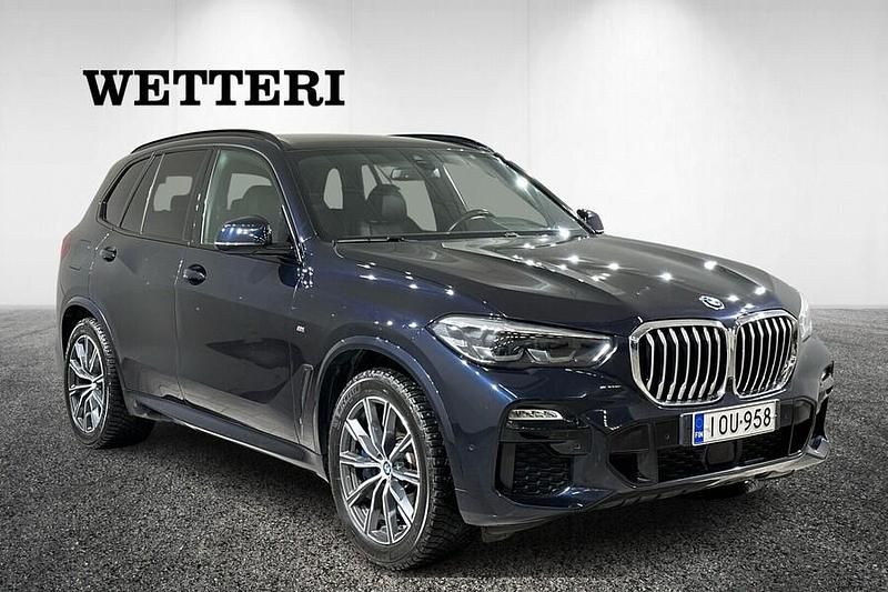 Käytetty BMW X5 M Sport 394 HP (289 kW) 2021 Musta Katumaasturi