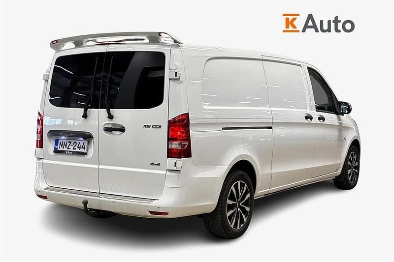 Käytetty Mercedes Vito 190 HP (139 kW) 2022 Valkoinen Van