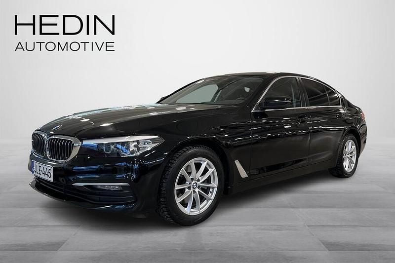 Musta Käytetty 2020 BMW 520 Sedan | 26 900 € (Perustarjous) - Kuva 1/4