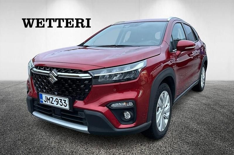 Käytetty Suzuki SX4 S-Cross GL 102 HP (75 kW) 2023 Punainen Katumaasturi